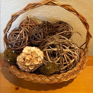 Brown Woven Basket Accents with Natural Spheres